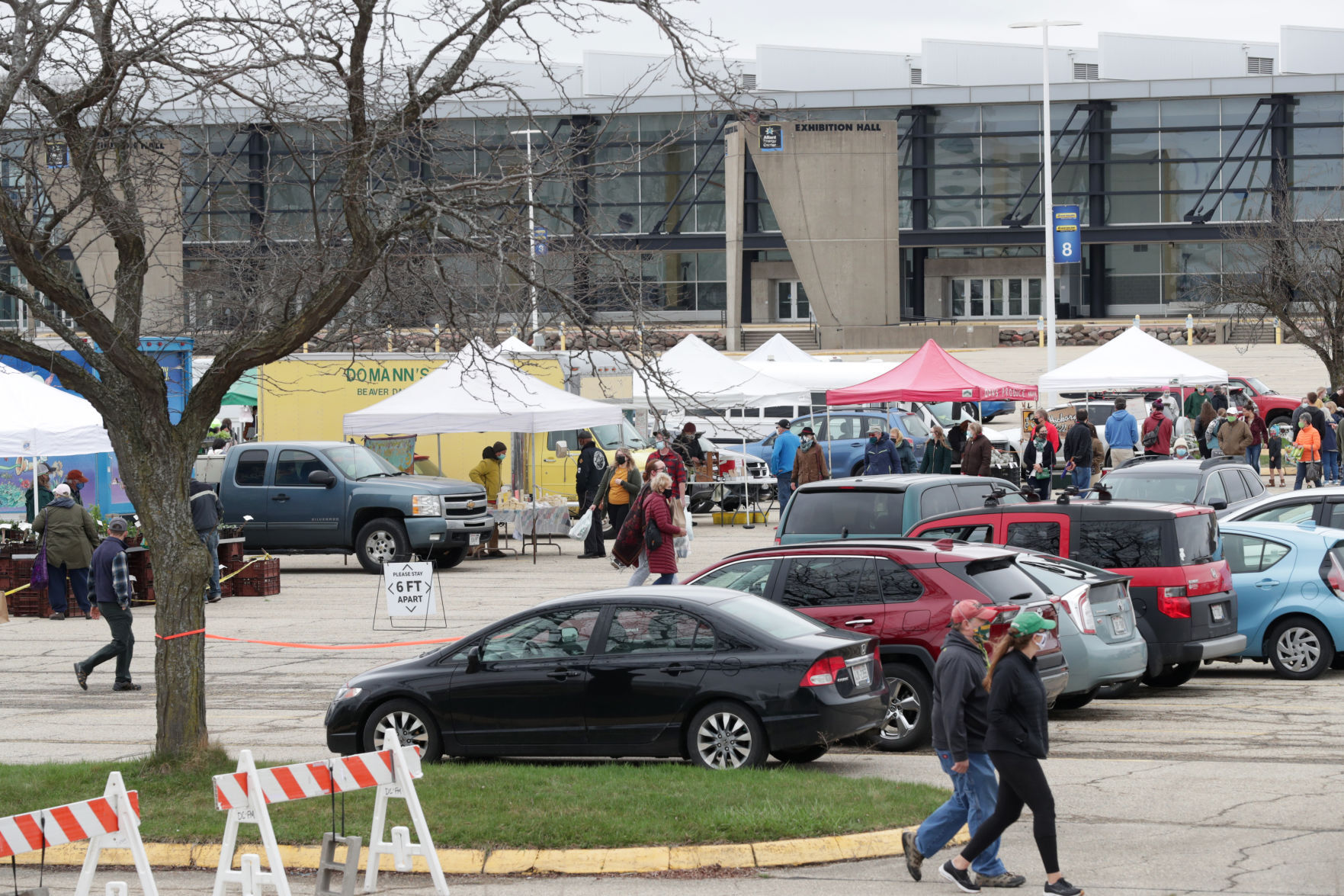02FarmersMarket0243AJA-04102021114846